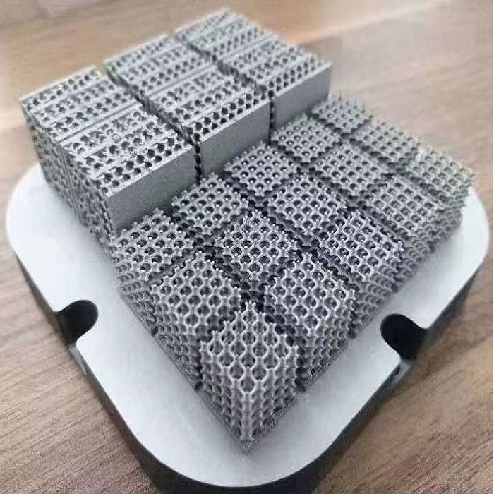 3D Printed Lightweight Molds With Lattice Structures